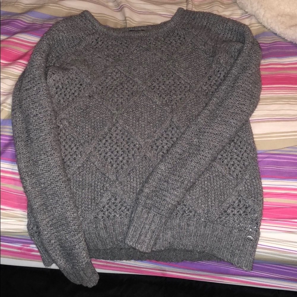 American Eagle sweater